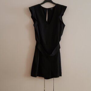 Black Romper [Express] [Size M]